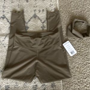 Vie Active 7/8 yoga pants